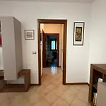 Dalla Bibi Apartment